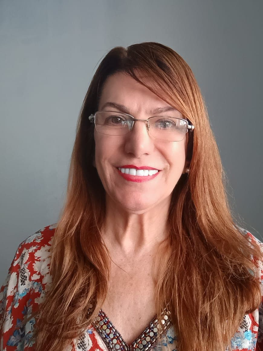 Elisia Pinto Alfradique